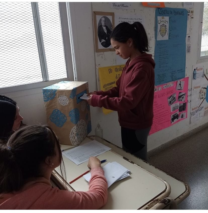 Votaciones para Centro de Estudiantes en Anexo 3061 - Fulton